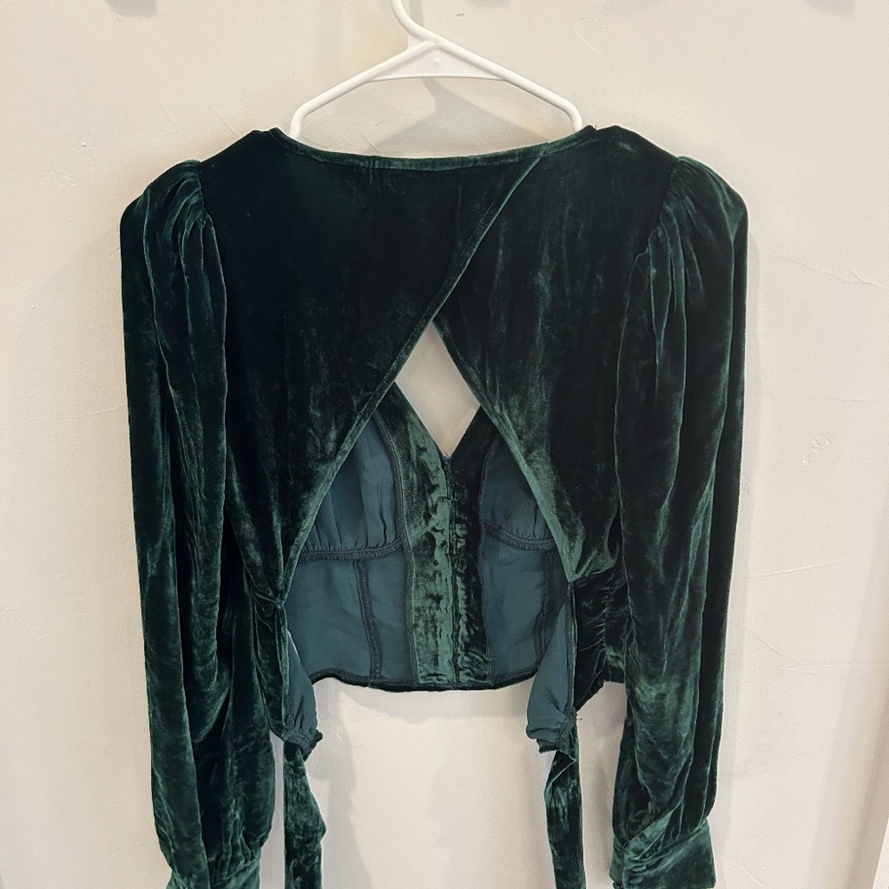Henning Velvet Top